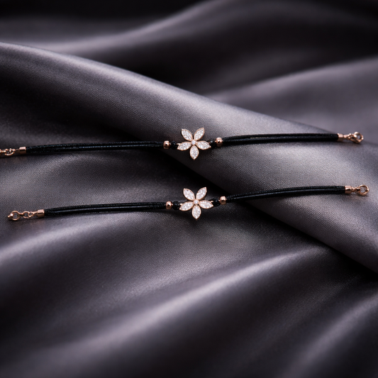 Elegant Floral Charm Anklet