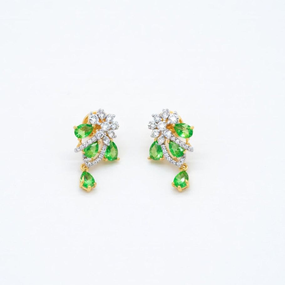 Emerald Floral Pendant Set – Gold Finish with Crystal Detailing8-