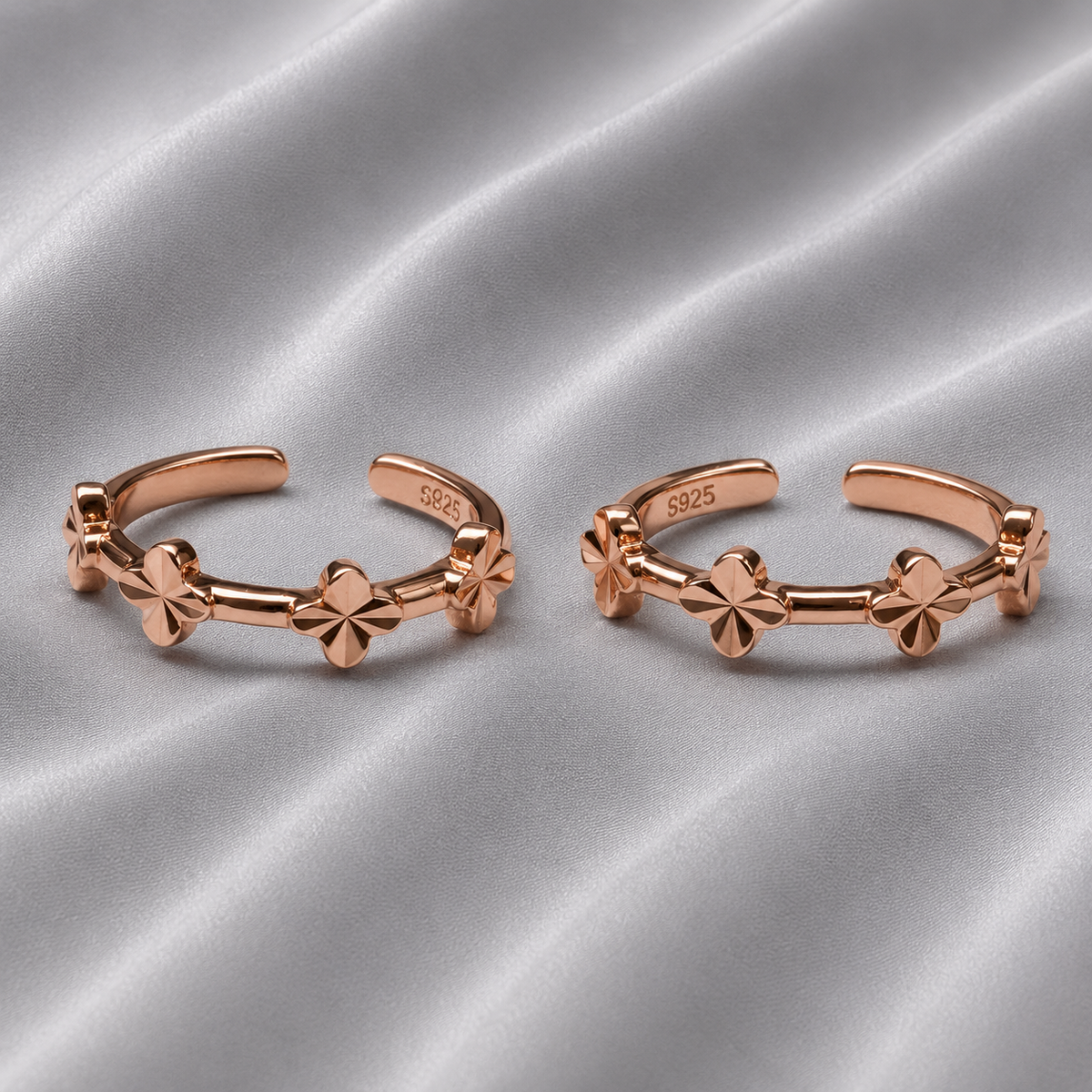 clover rose gold toe ring