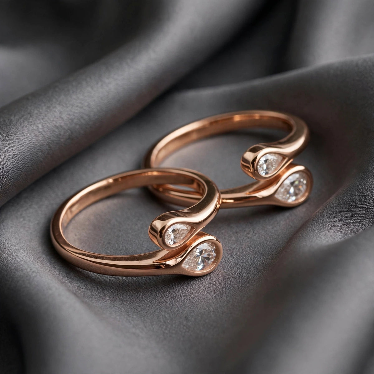 double teardrop foot ring
