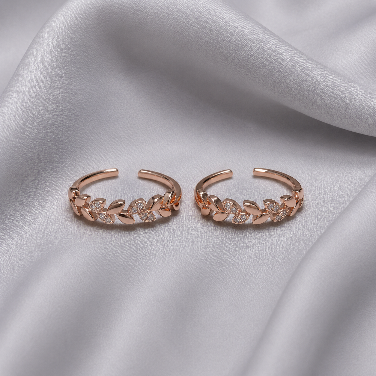 s92.5 leaf stone toe ring