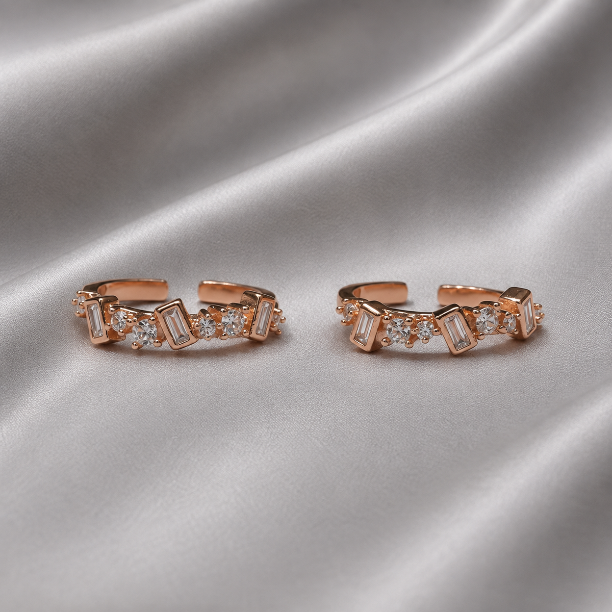 geometric rose gold toe ring