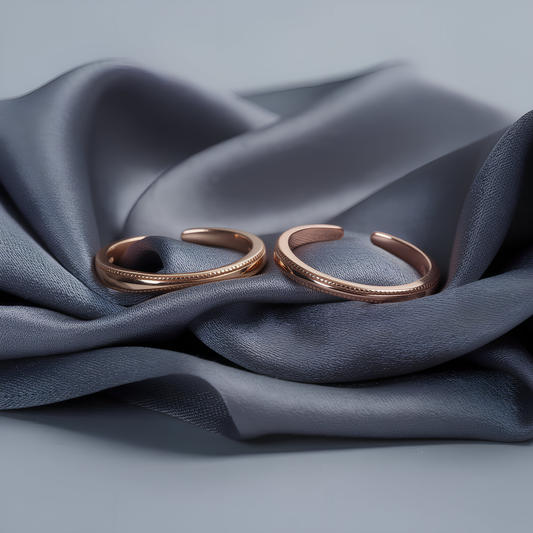 Blush Edge Toe-Rings