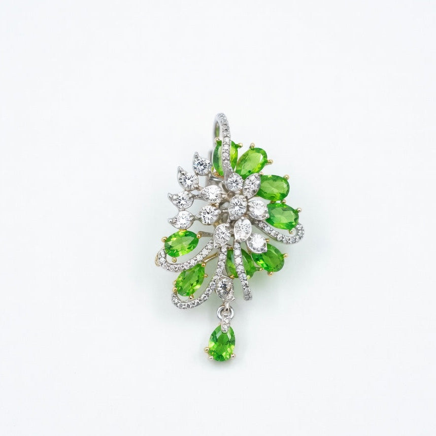 Emerald Floral Pendant Set – Gold Finish with Crystal Detailing8-