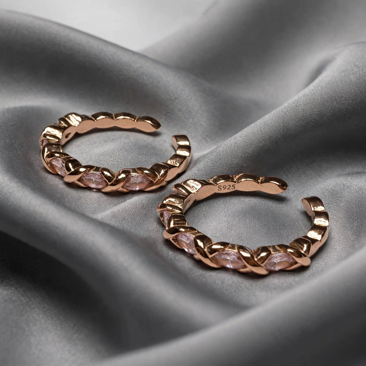 textured jewellery design