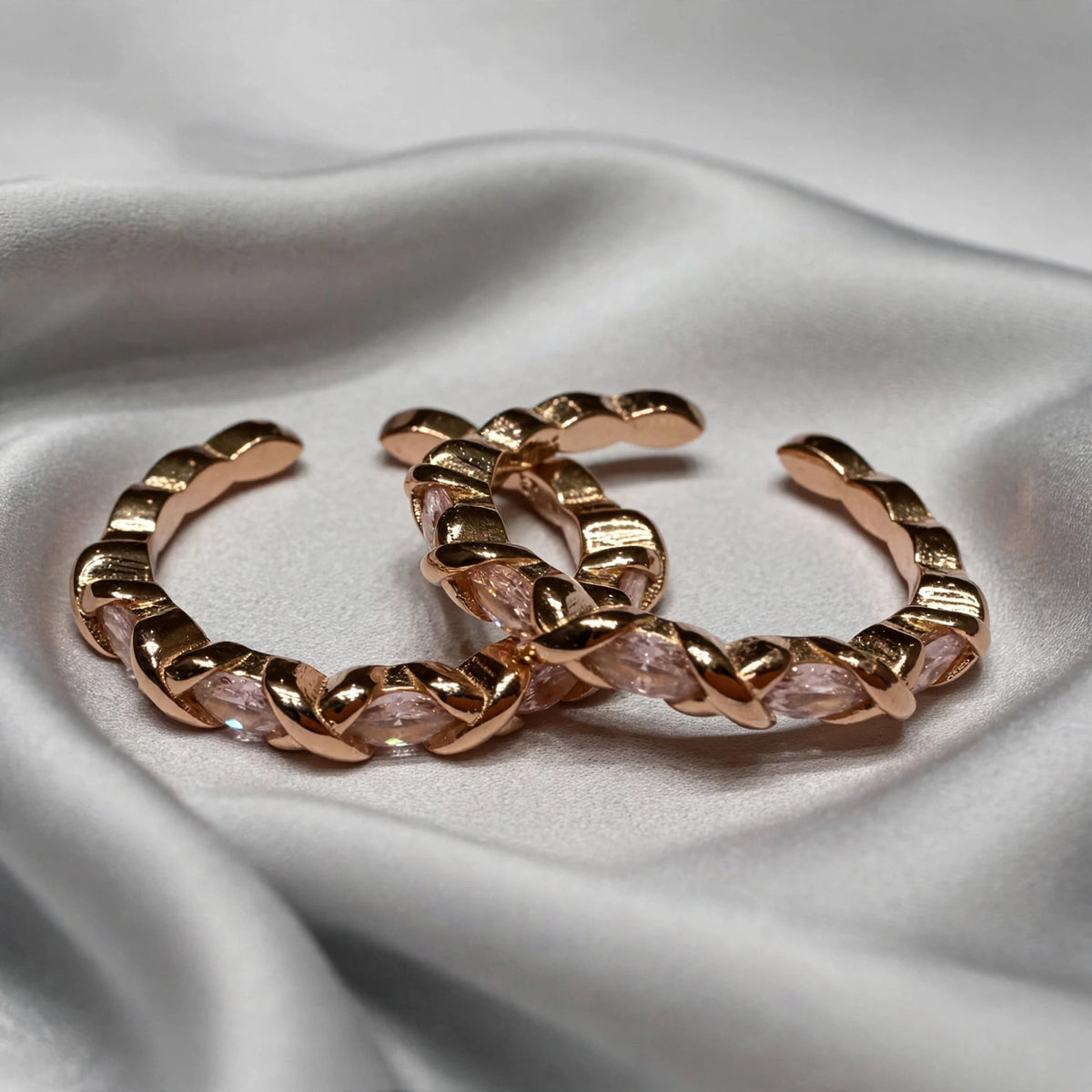 elegant open accessory