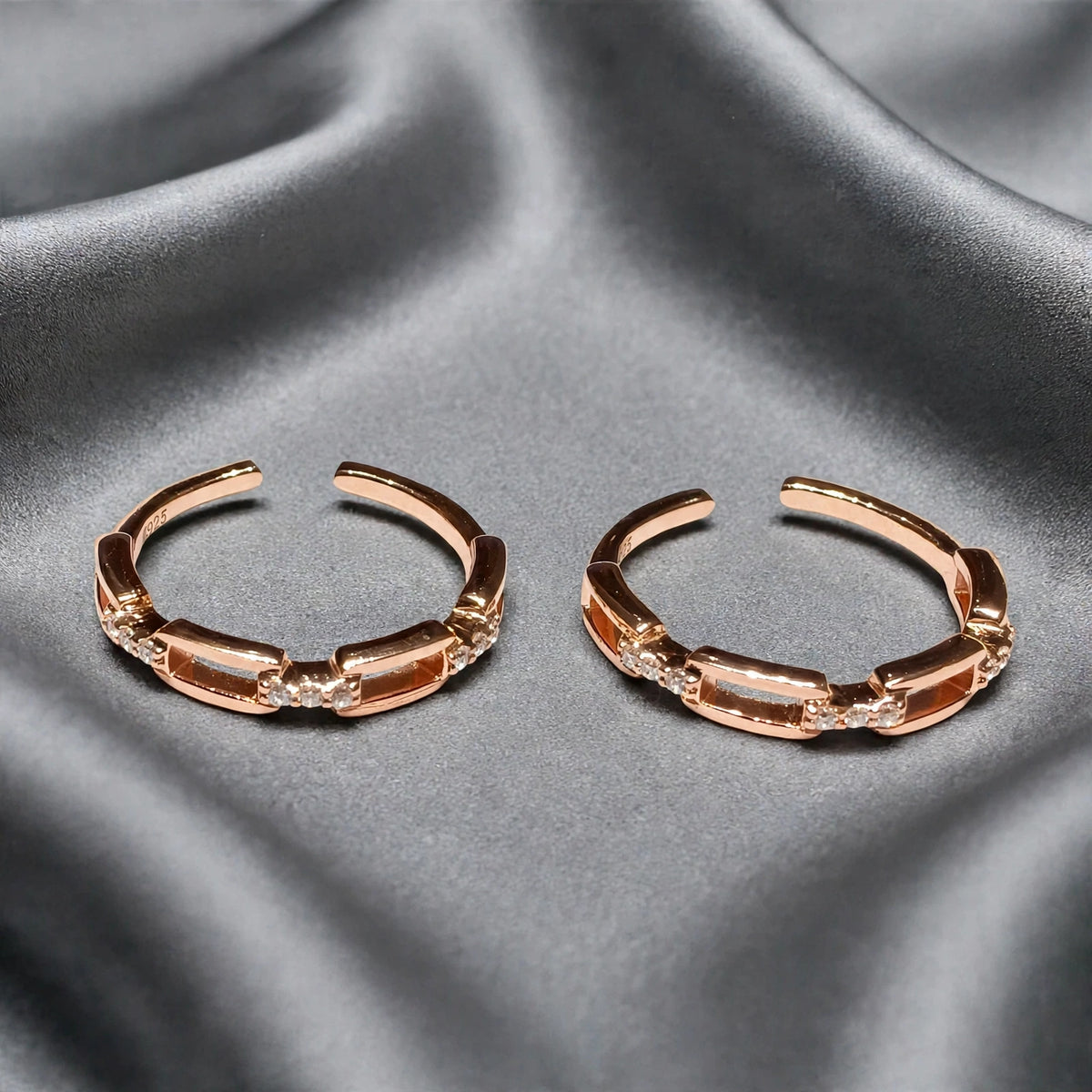 rose gold toe ring