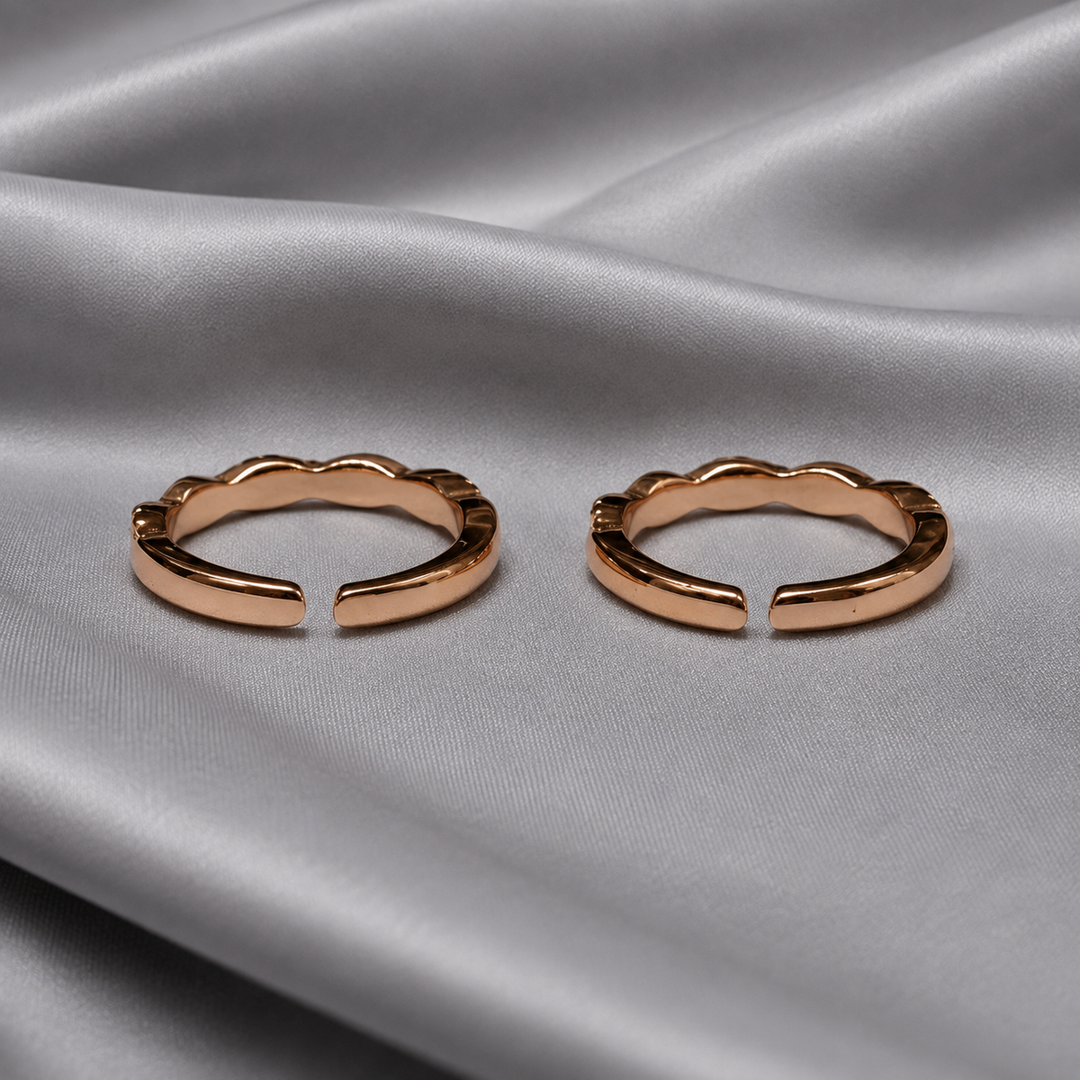 twisted rose gold toe ring